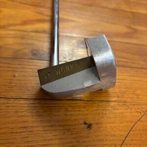 IT WORKS  33 " Putter RH Golf Club
